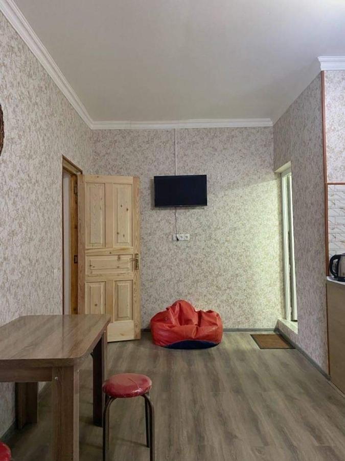 Achela'S Guesthouse Borjomi Ngoại thất bức ảnh